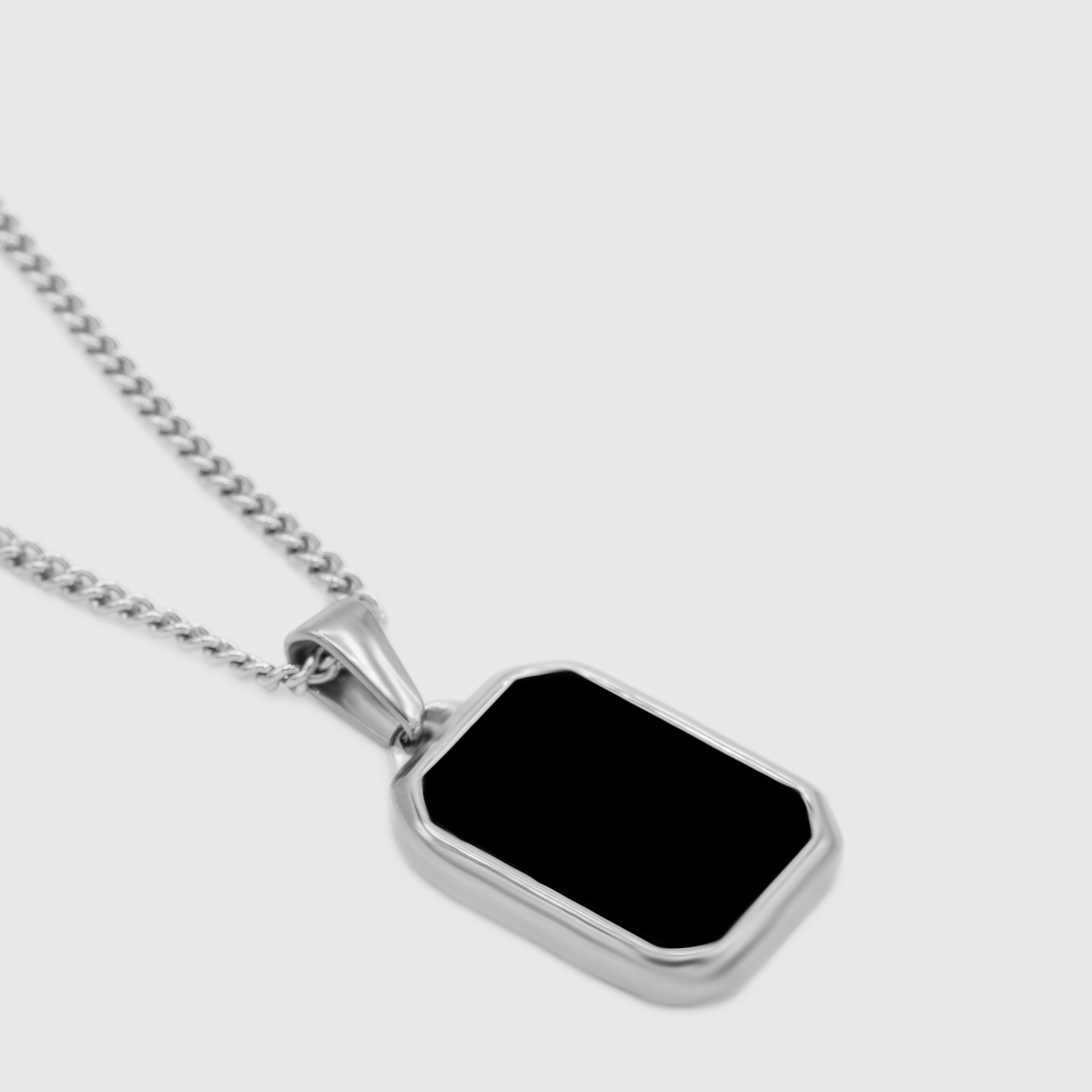 BLACK ONYX PENDANT (SILVER)