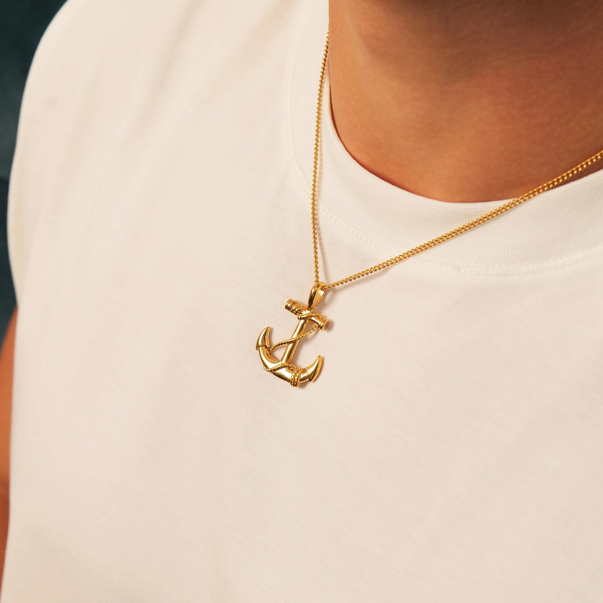 Anchor Pendant (Gold)