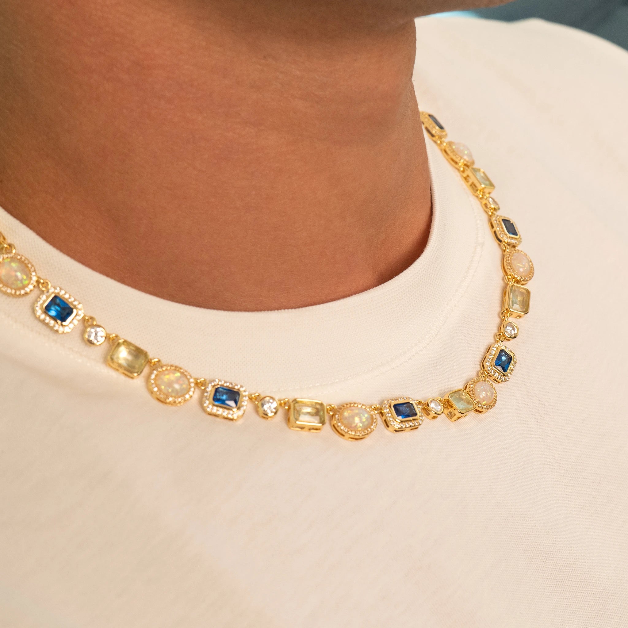 Blue Sapphire Gemstone Set (Gold)