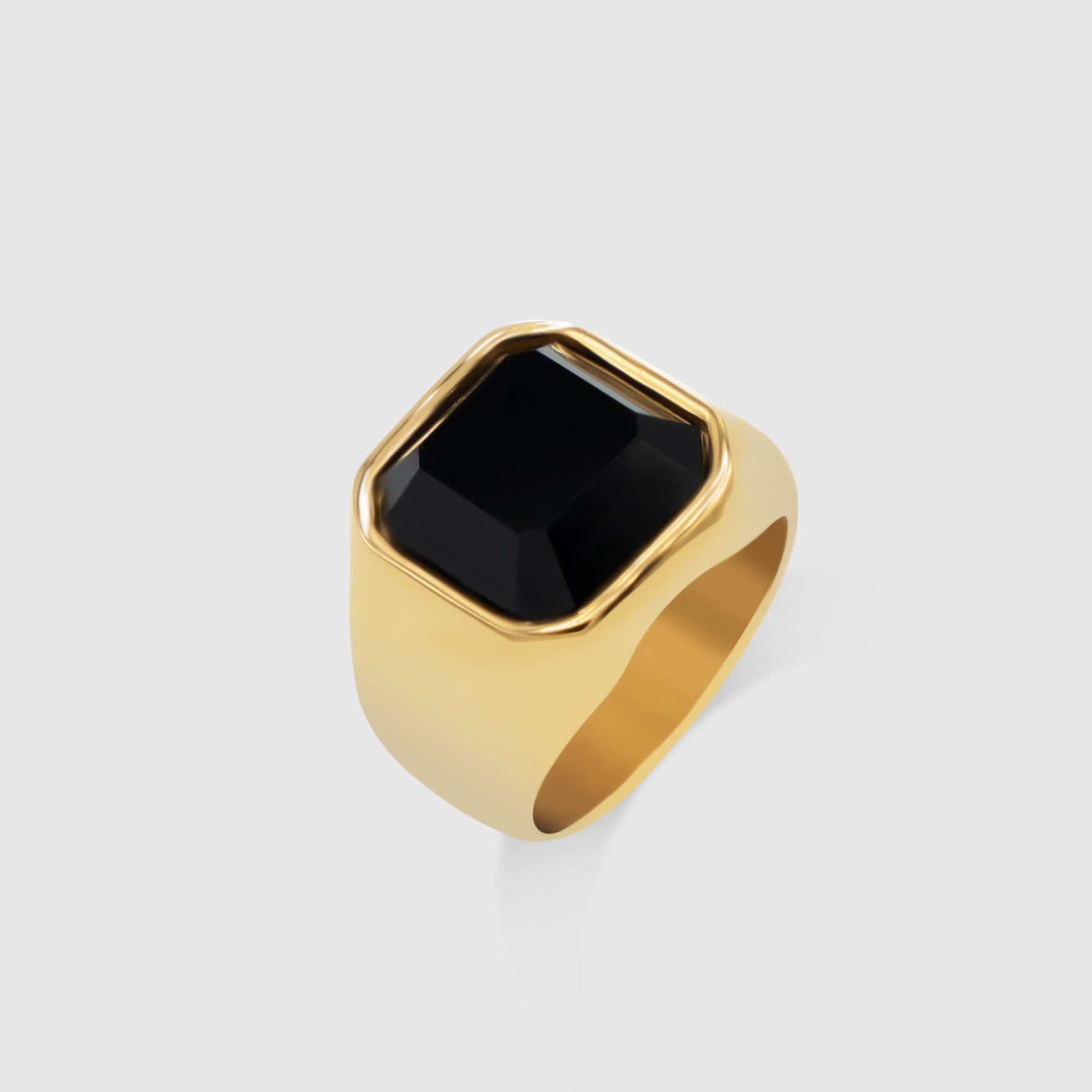 SQUARE STONE SIGNET RING (GOLD)