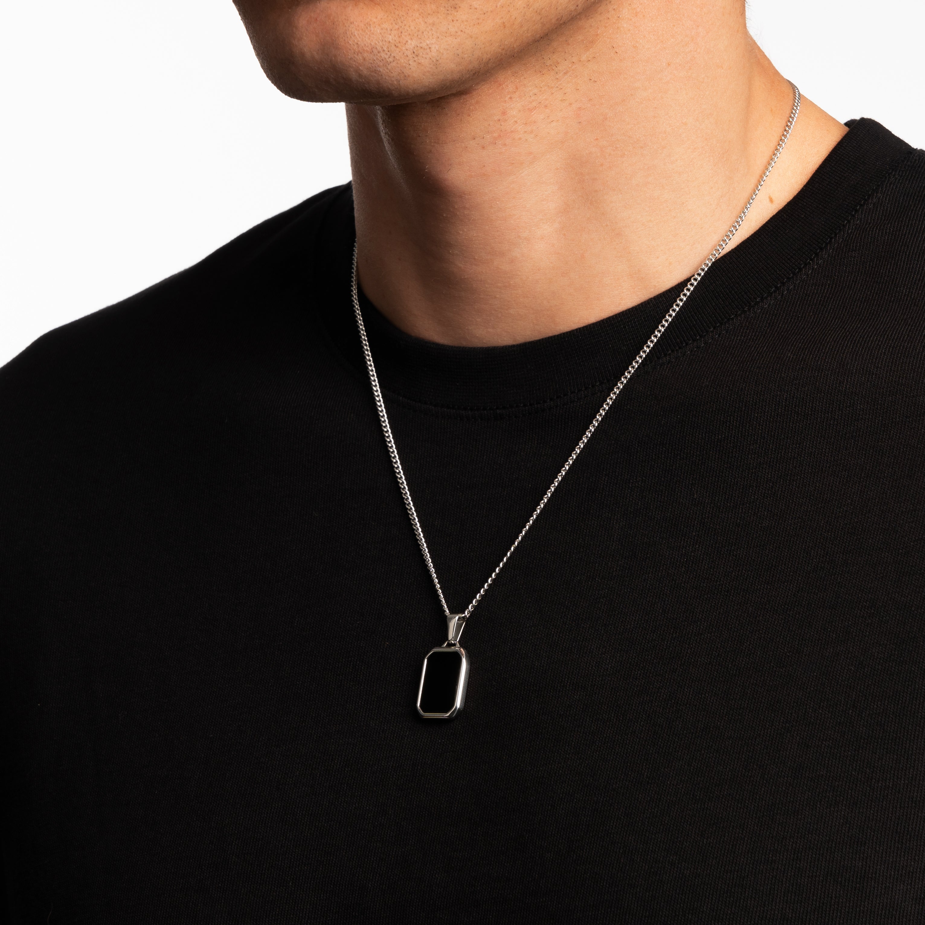 BLACK ONYX PENDANT (SILVER)