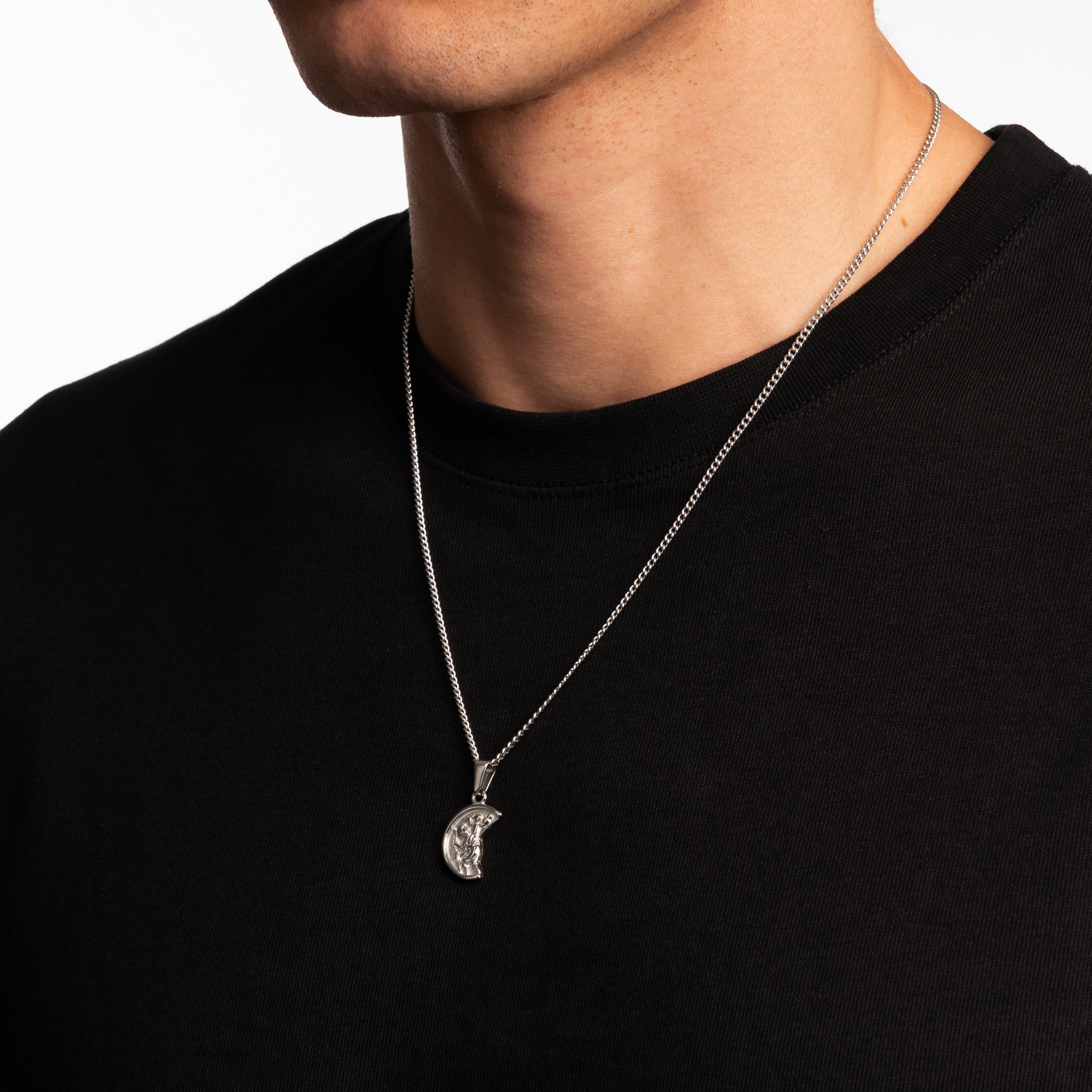 ST. CHRISTOPHER PENDANT (SILVER)
