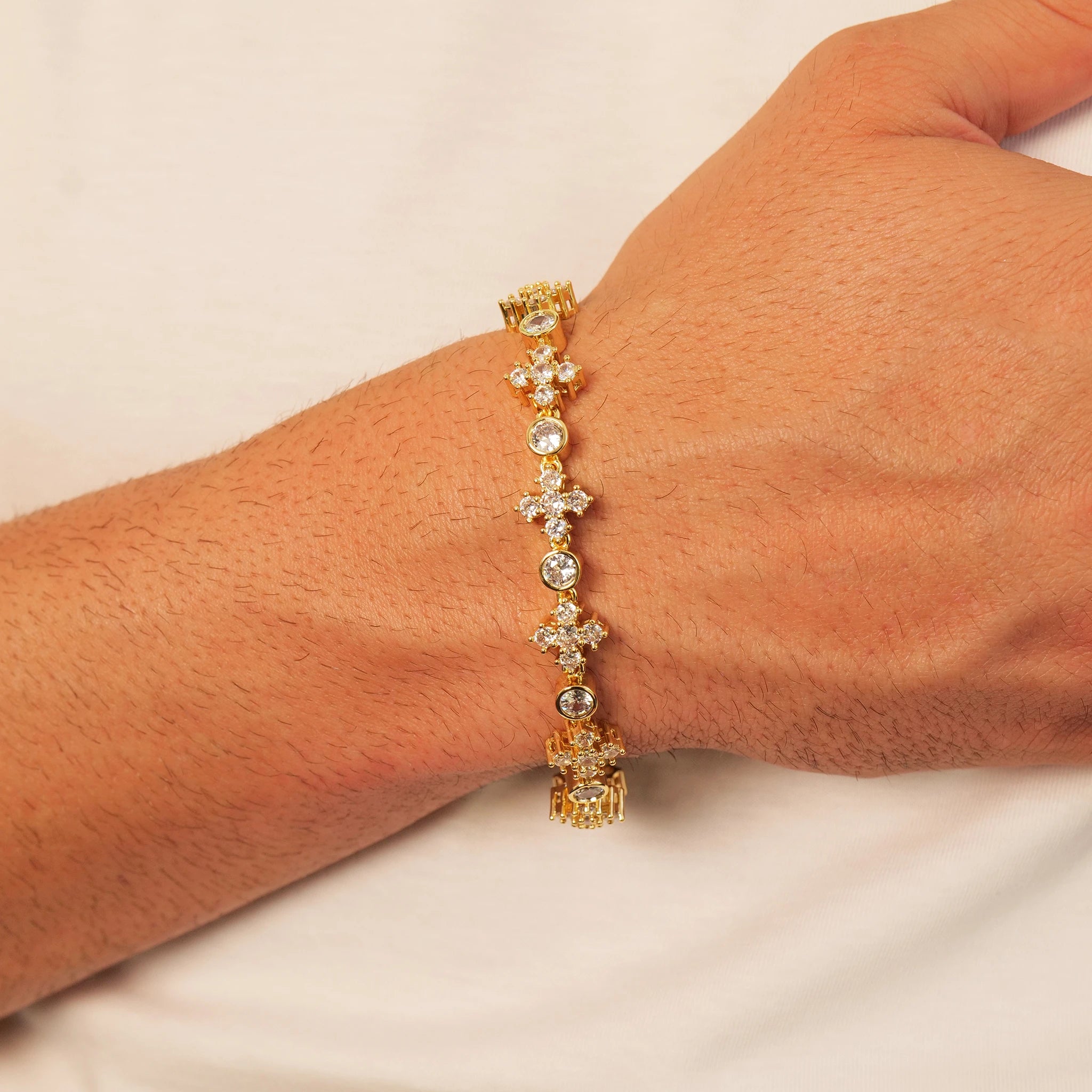 Star Iced Tennis Bracelet (Gold)